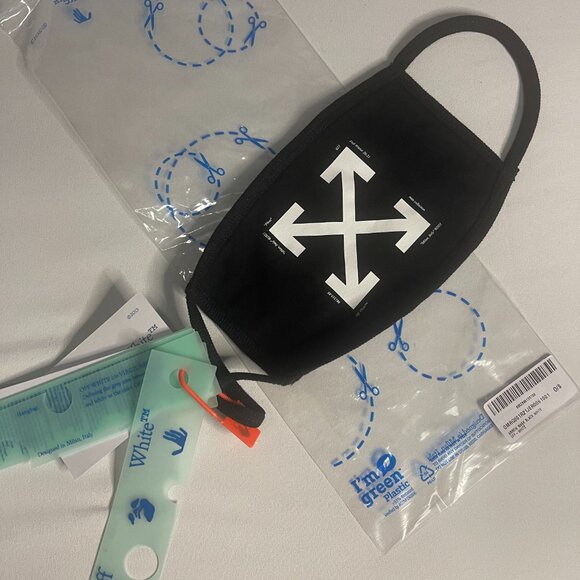 Off-White Logo Face Mask Large NWT 100% Authentic Designer Mask - Picture 1 of 3